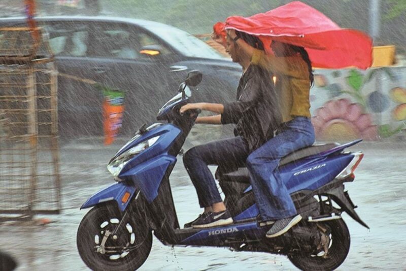Pre-monsoon Rain: छत्तीसगढ़ में अगले तीन दिन होगी बारिश और तेज़ हवा, मानसून की स्थिति हो रही है अनुकूल