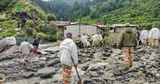 उत्तराखंड: तबाही के बाद बढ़ा खतरा, चारधाम यात्रा रोकी गई, 400 श्रद्धालु सुरक्षित स्थान पर पहुंचाए गए