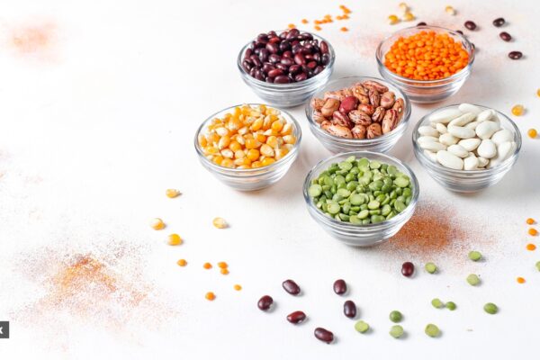 Nutritionist Rujuta Diwekar ने साझा किए 4 जरूरी Navratri खाद्य पदार्थ ‘पाचन, विविधता और तनाव मुक्ति’ के लिए