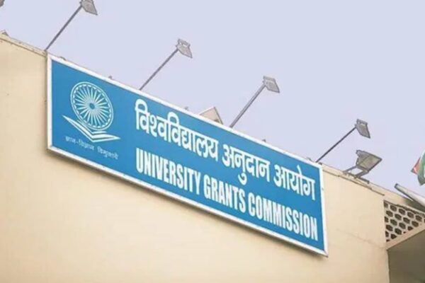Ayurveda: NCERT और UGC स्कूलों और कॉलेजों के स्वास्थ्य शिक्षा पाठ्यक्रम में आयुर्वेद को शामिल करने के लिए कर रहे हैं काम