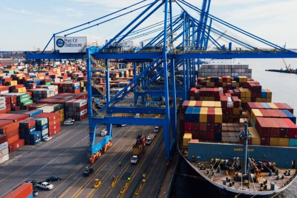 “MoF ने Chennai कस्टम अधिकारियों के खिलाफ Wintrack Inc की शिकायत का ‘Cognizance’ लिया”