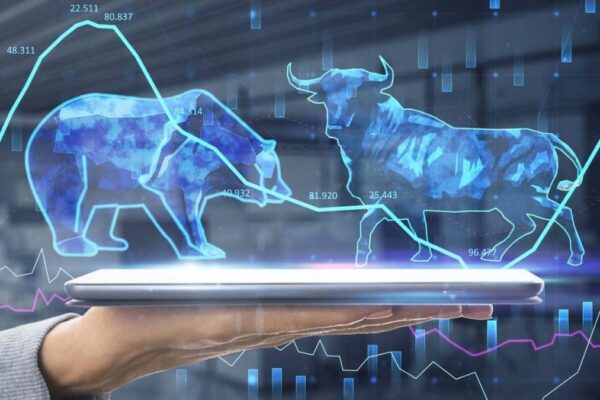 Stocks को देखें आज: Waaree Energies, HDFC Bank, Tata Motors, HUL, JSW Steel पर रहेगी नजर