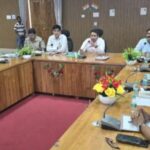 झांसी में 11,520 अभ्यर्थी देंगे UPPSC परीक्षा:27 केंद्रों पर दो शिफ्ट में होगा EXAM, डीएम बोले-गंभीरता से जांचें प्रवेश पत्र