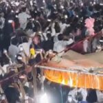 बलिया में 56 स्थानों पर रावण दहन:रामलीला मैदान में 50 फीट ऊंचे पुतले का दहन, उमड़ी भीड़