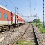 दिवाली बाद पुल पर कार्य, ट्रेनों की रफ्तार बढ़ेगी:लखनऊ मंडल में यात्रियों को मिलेगी बेहतर सुविधा, 160KM स्पीड से ट्रेनों को चलाने की तैयारी