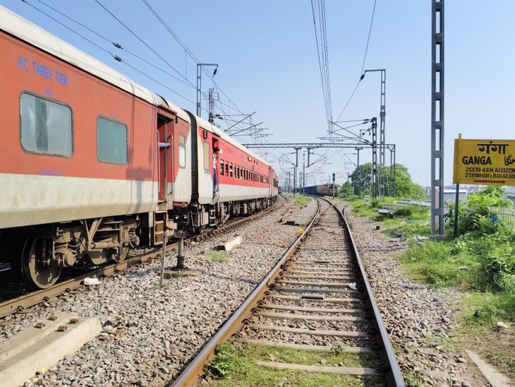 दिवाली बाद पुल पर कार्य, ट्रेनों की रफ्तार बढ़ेगी:लखनऊ मंडल में यात्रियों को मिलेगी बेहतर सुविधा, 160KM स्पीड से ट्रेनों को चलाने की तैयारी