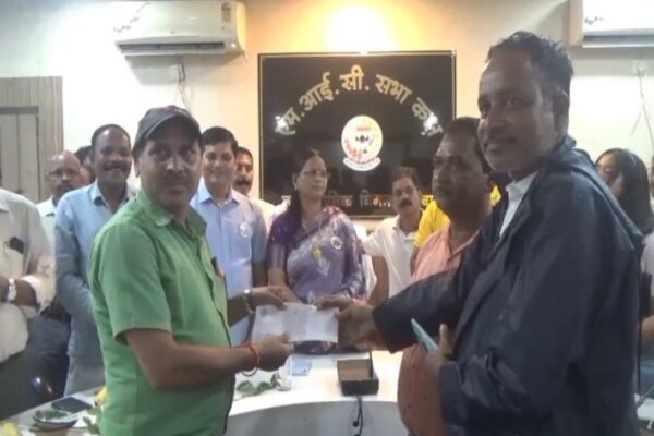 Cycling: दिव्यांशु ने 53 किमी साइकिल रेस 1.39 घंटे में जीती, कोरबा में आयुक्त सहित 75 प्रतिभागियों ने दिया स्वच्छता का संदेश