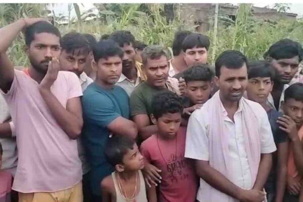 Murder: मोतिहारी में मक्के के खेत से युवक का मिला शव, मेला देखने गया था, परिजन ने लगाया हत्या का आरोप, एक हिरासत में