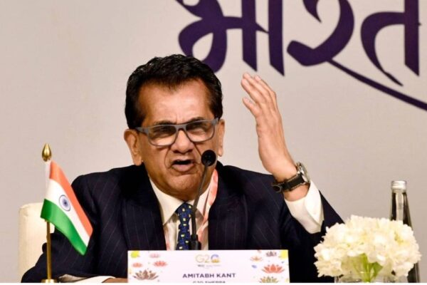 ‘Infrastructure’ के लिए अमिताभ कांत का साहसिक दृष्टिकोण: ‘4% से 6.5% GDP’ तक बढ़ाने की योजना एक विकसित भारत के लिए