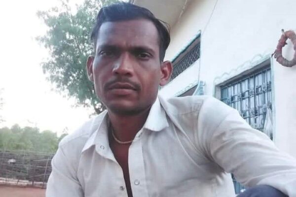 Lightning: उत्तर प्रदेश में आकाशीय बिजली की चपेट में आने से किसान की मौत, ललितपुर में खेत में काम करते समय हुआ हादसा
