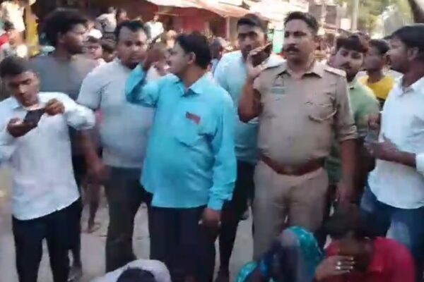 Electricity: कौशांबी में युवक की करंट से मौत, अवर अभियंता, एएसओ और लाइनमैन पर FIR दर्ज, पिता की तहरीर पर कार्रवाई