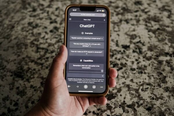 ‘Outage’ के बावजूद ChatGPT ने कहा: ‘मैं खुद डाउन नहीं था’