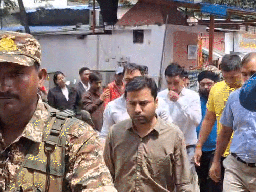 “Liquor Scam: चैतन्य बघेल को EOW कोर्ट में करेगी पेश, 13 दिन की पूछताछ के बाद 3 महीने में जांच का दिया गया निर्देश”