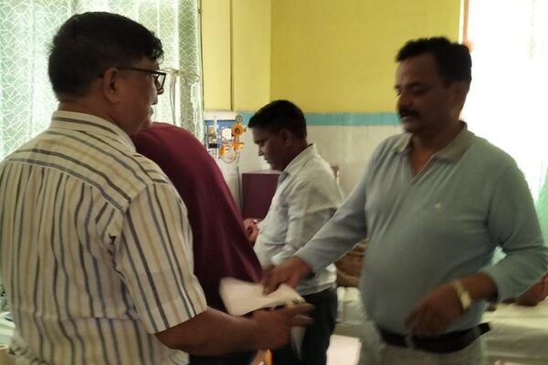 Screening: अयोध्या के 9 अस्पतालों में 680 की स्क्रीनिंग, मरीजों को फ्री में लग रहा इंजेक्शन, स्वास्थ्य निदेशक ने दी जानकारी