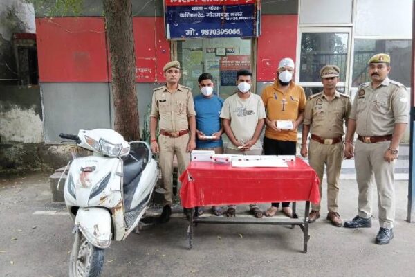 Theft: उत्तर प्रदेश में 50 से ज्यादा ब्रेजा कार चुराने वाले 3 गिरफ्तार, मैगनेट से खोलते थे लॉक, दिल्ली, नोएडा और बरेली में दर्ज मुकदमे, 50 हजार में बेचते