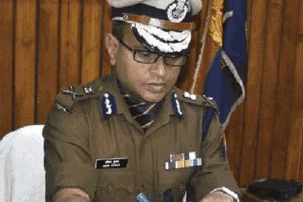Police कमिश्नर के लिए काबिलियत की कमी: कानपुर में एक महीने बाद भी अखिल कुमार की रिलीव नहीं हुई