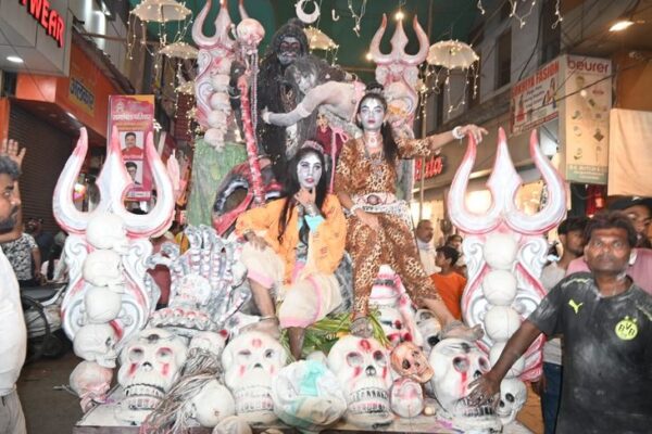 Celebration: महाराजा अग्रसेन की 5149वीं जयंती पर उमड़ी शोभायात्रा, शहरवासियों ने किया भव्य स्वागत