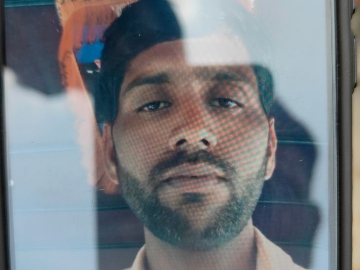 Accident: मैनपुरी में सड़क हादसे में 33 वर्षीय युवक की मौत, शव रातभर पड़ा रहा