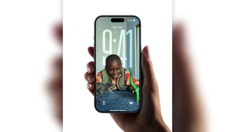 Apple की AI रणनीति: सिरी अपडेट में देरी का कारण सतर्क खर्च